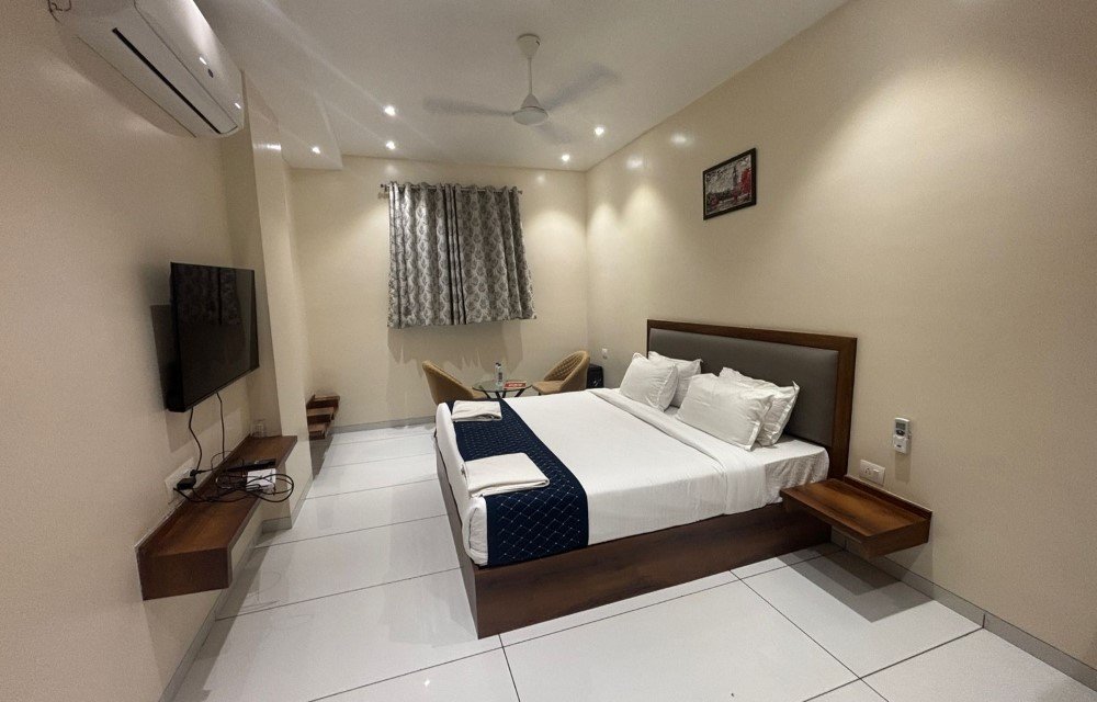 Executive Room at The Skyland Hotel Tuljapur Picture