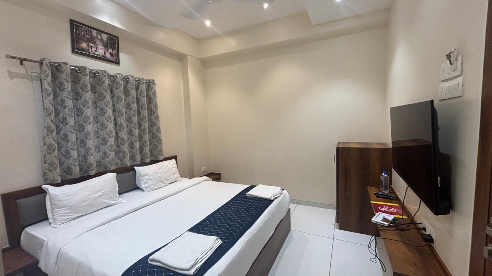 The Skyland Hotel Tuljapur